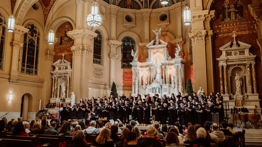 The Metropolitan Chorus at a venue.